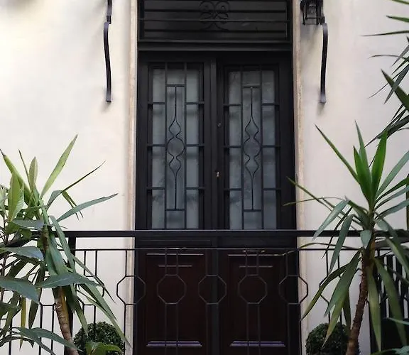 74 Crescenzio House Roma